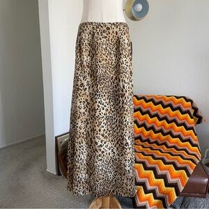 NWT Valerie Stevens Glam Leopard Silk Skirt
